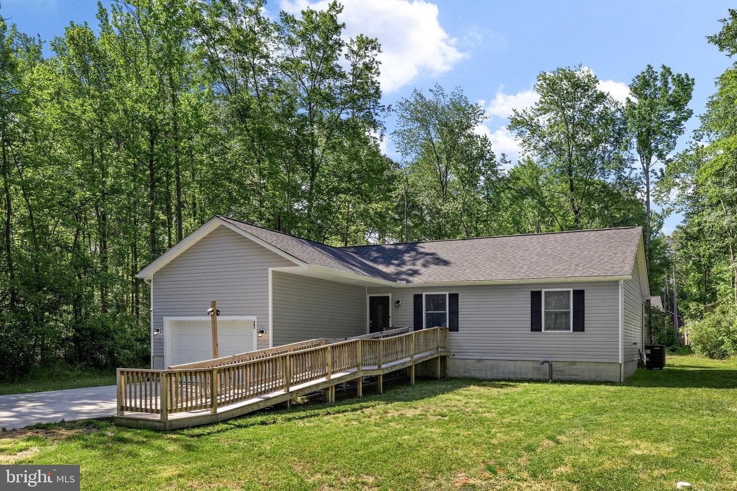 22 Pinewood Lane photo 2