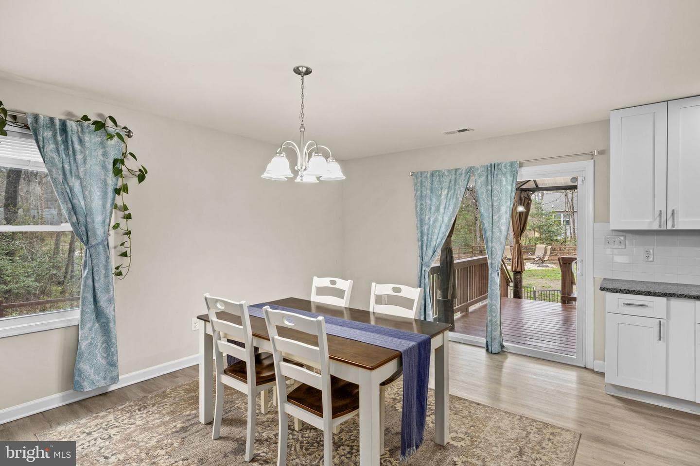 84 Pinewood Ln. photo 10