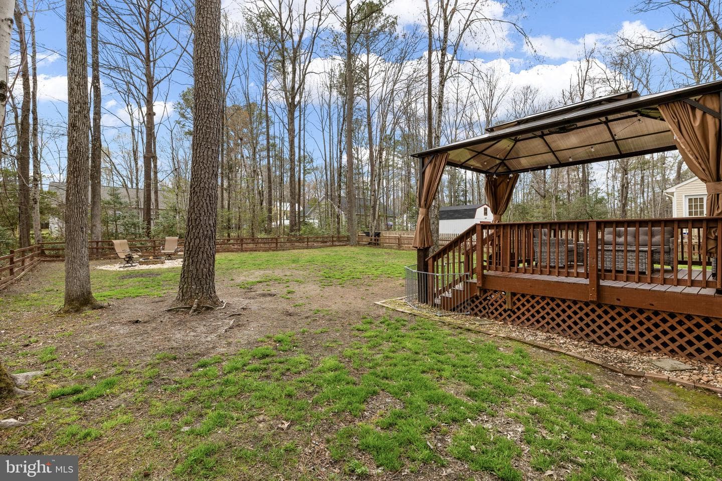 84 Pinewood Ln. photo 25