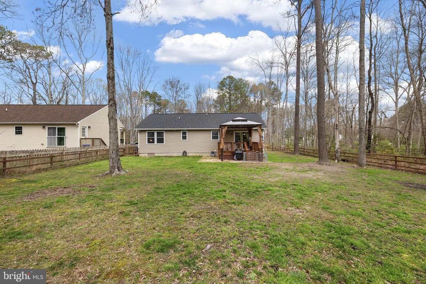 84 Pinewood Ln. photo 27