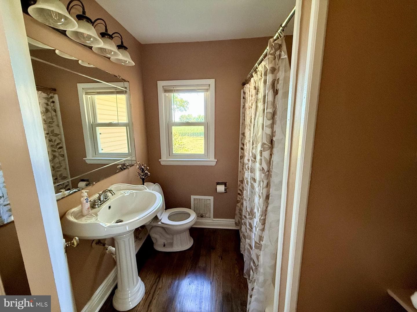 508 Latane Drive photo 26