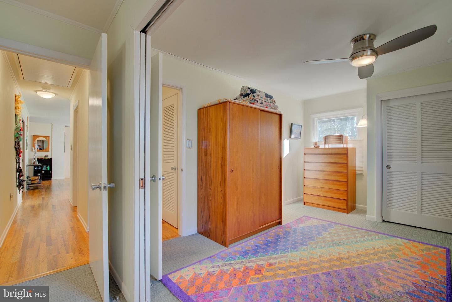 946 Bryant Avenue photo 33