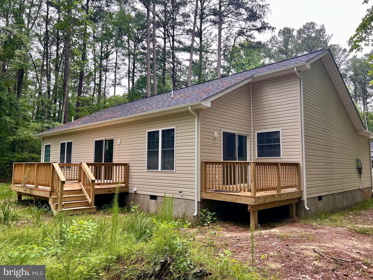 106 Erica Drive photo 4