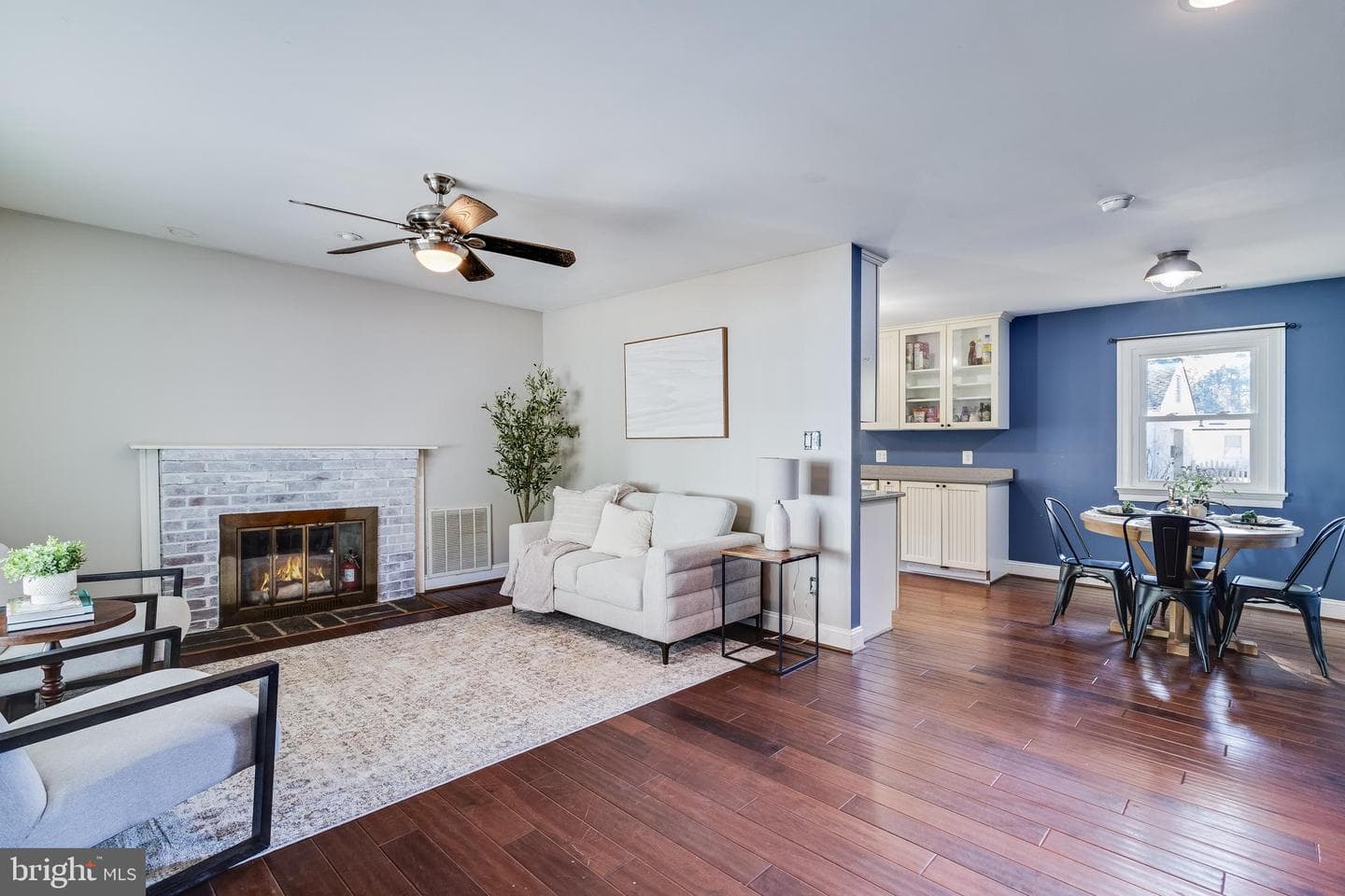 129 Mt Vernon Drive photo 3