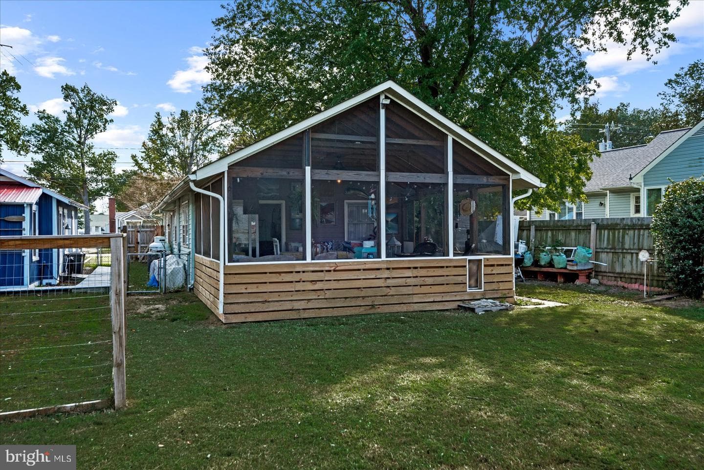 1109 Bancroft Avenue photo 34