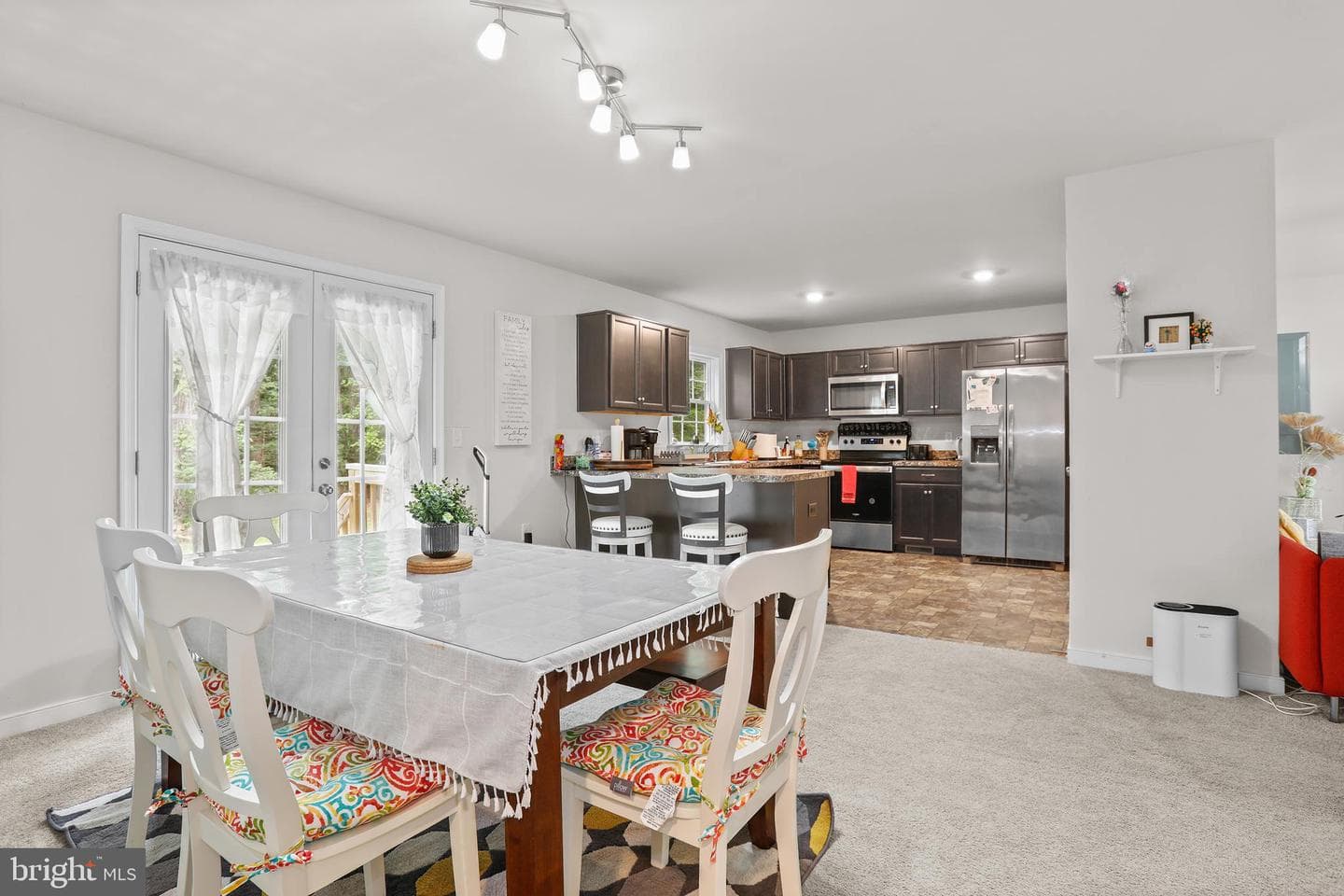 662 N Glebe Road photo 9