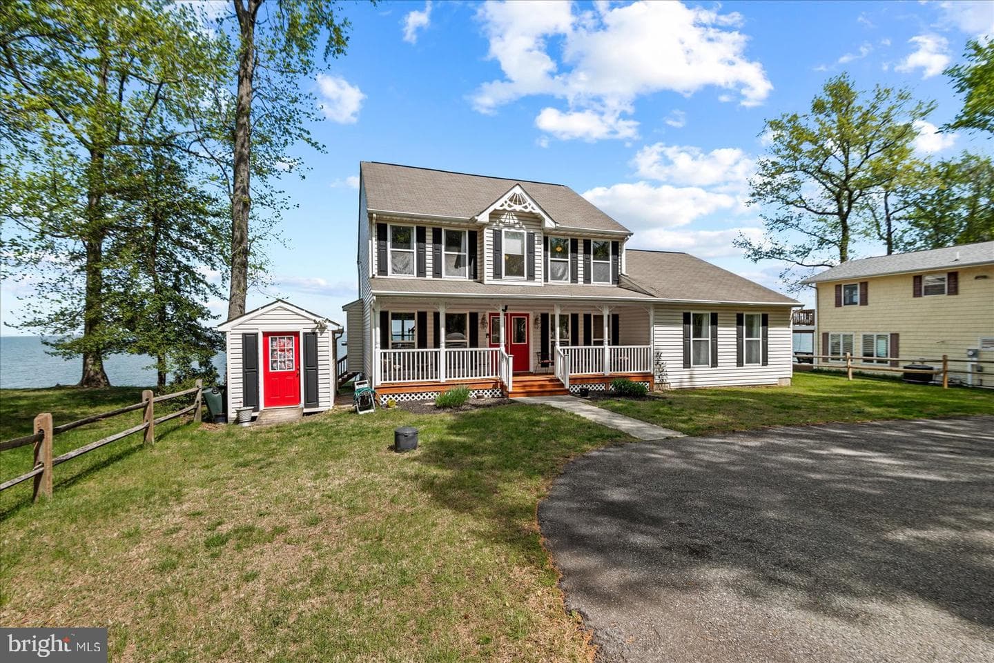 259 Monument Drive photo 5