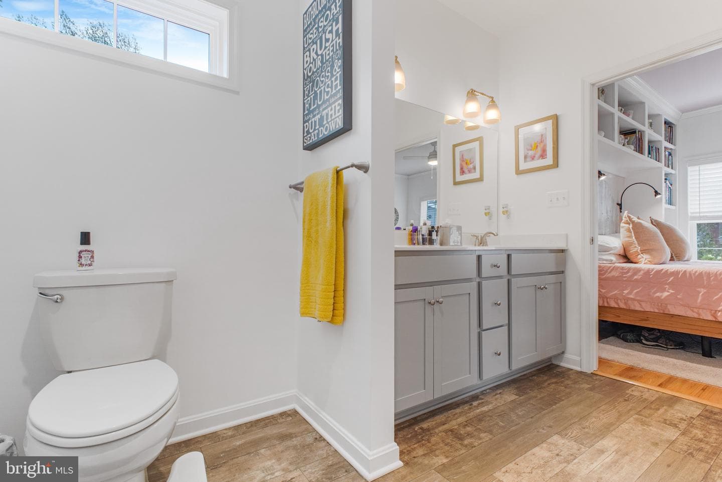 1111 Lossing Avenue photo 36