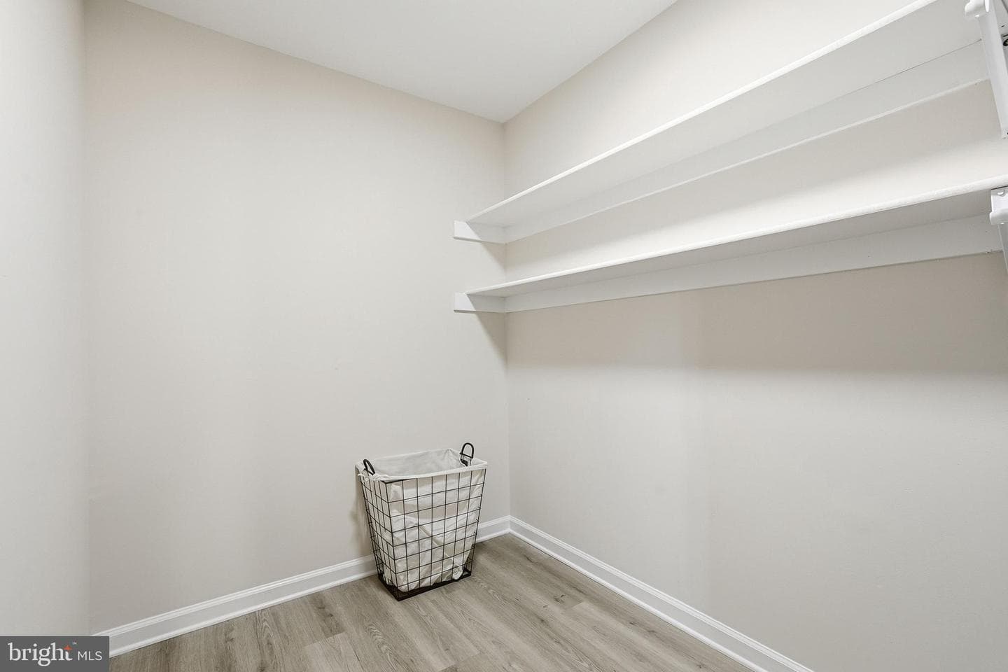 212 Bancroft Avenue photo 23