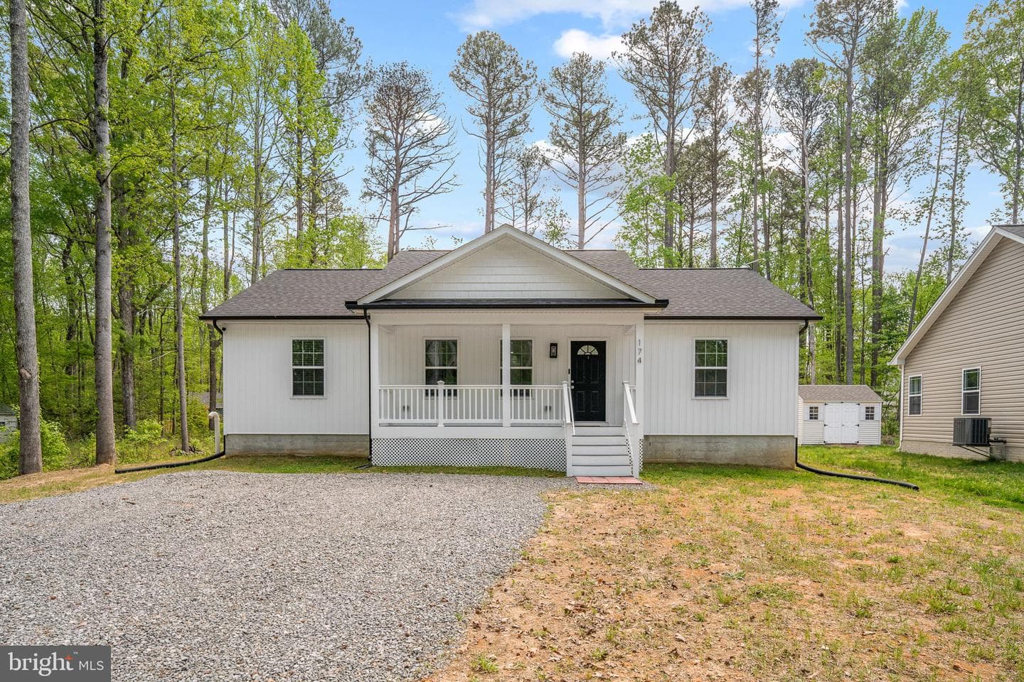 174 Shorewood Dr photo 3