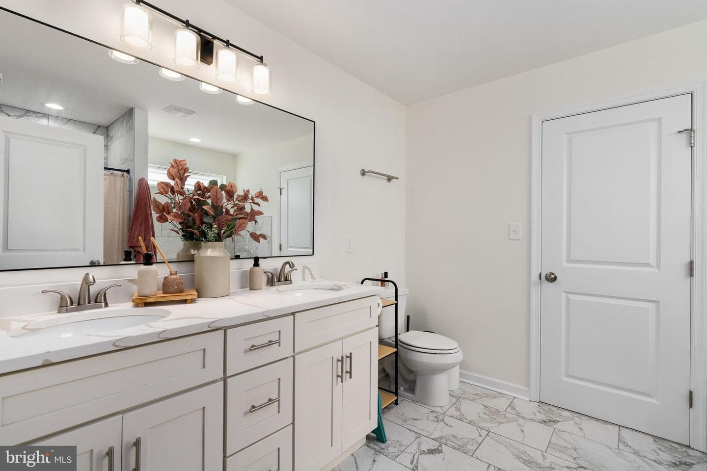174 Shorewood Dr photo 35