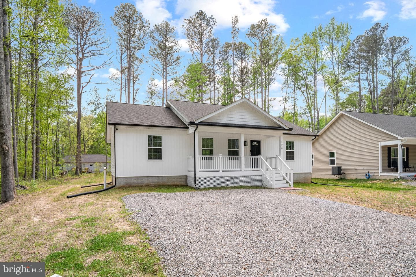 174 Shorewood Dr photo 4