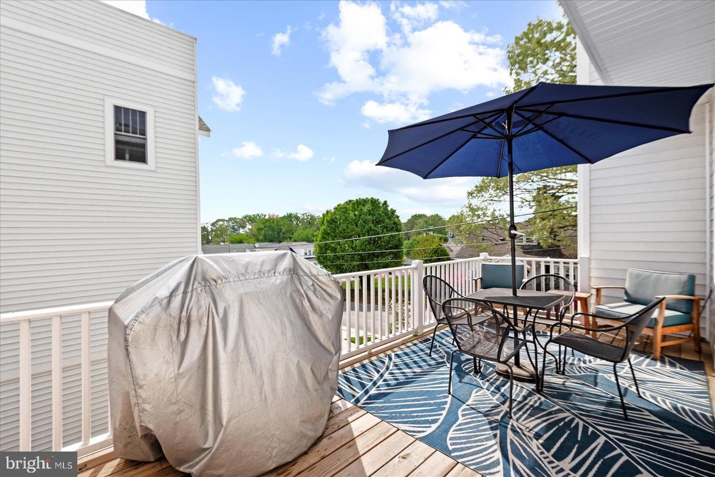 300 Douglas Avenue photo 18