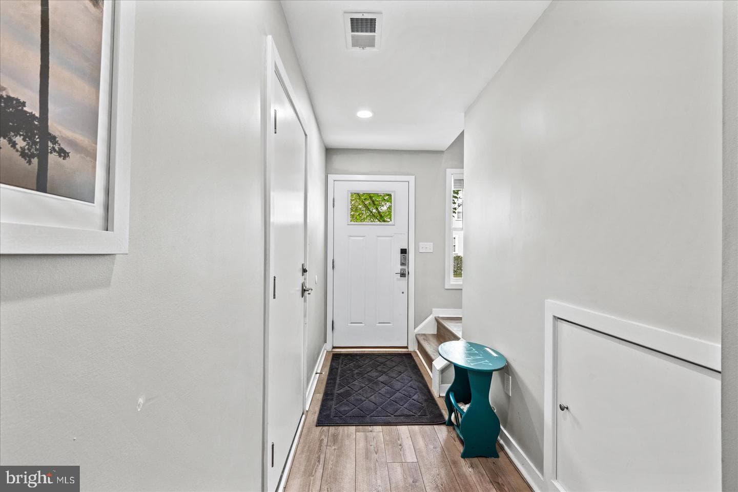 300 Douglas Avenue photo 5