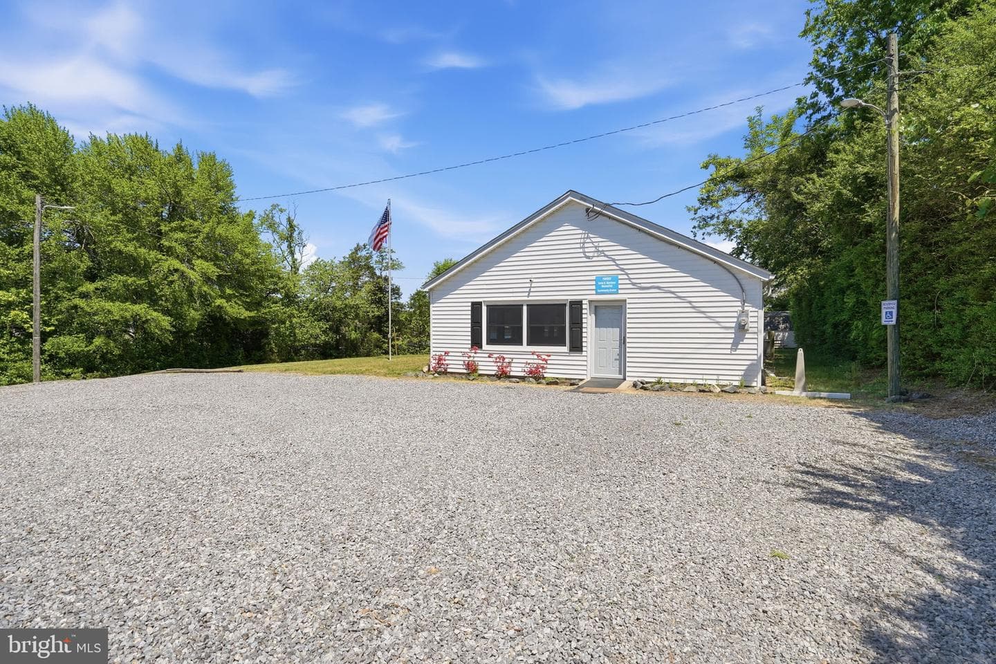 275 Monticello photo 35