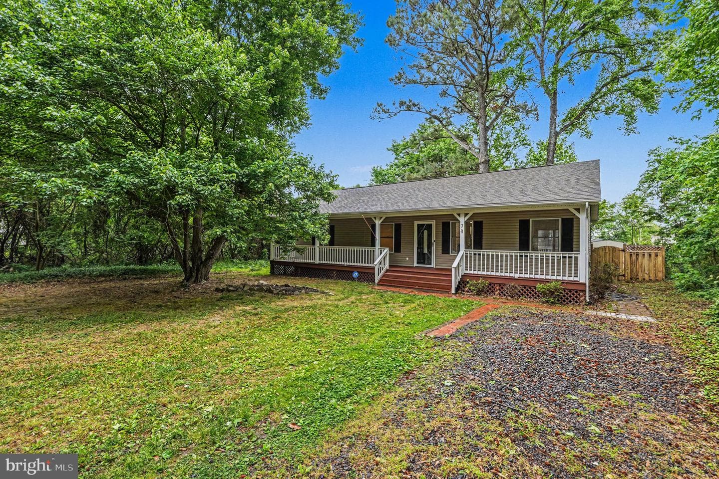 78 Woodmount Dr photo 3