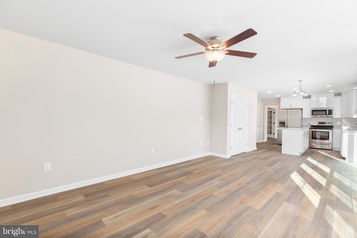 Lot 8 Royal Way photo 17