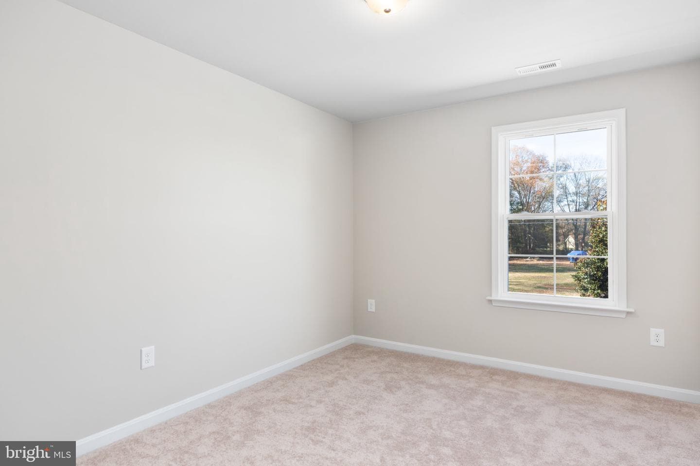 Lot 8 Royal Way photo 27