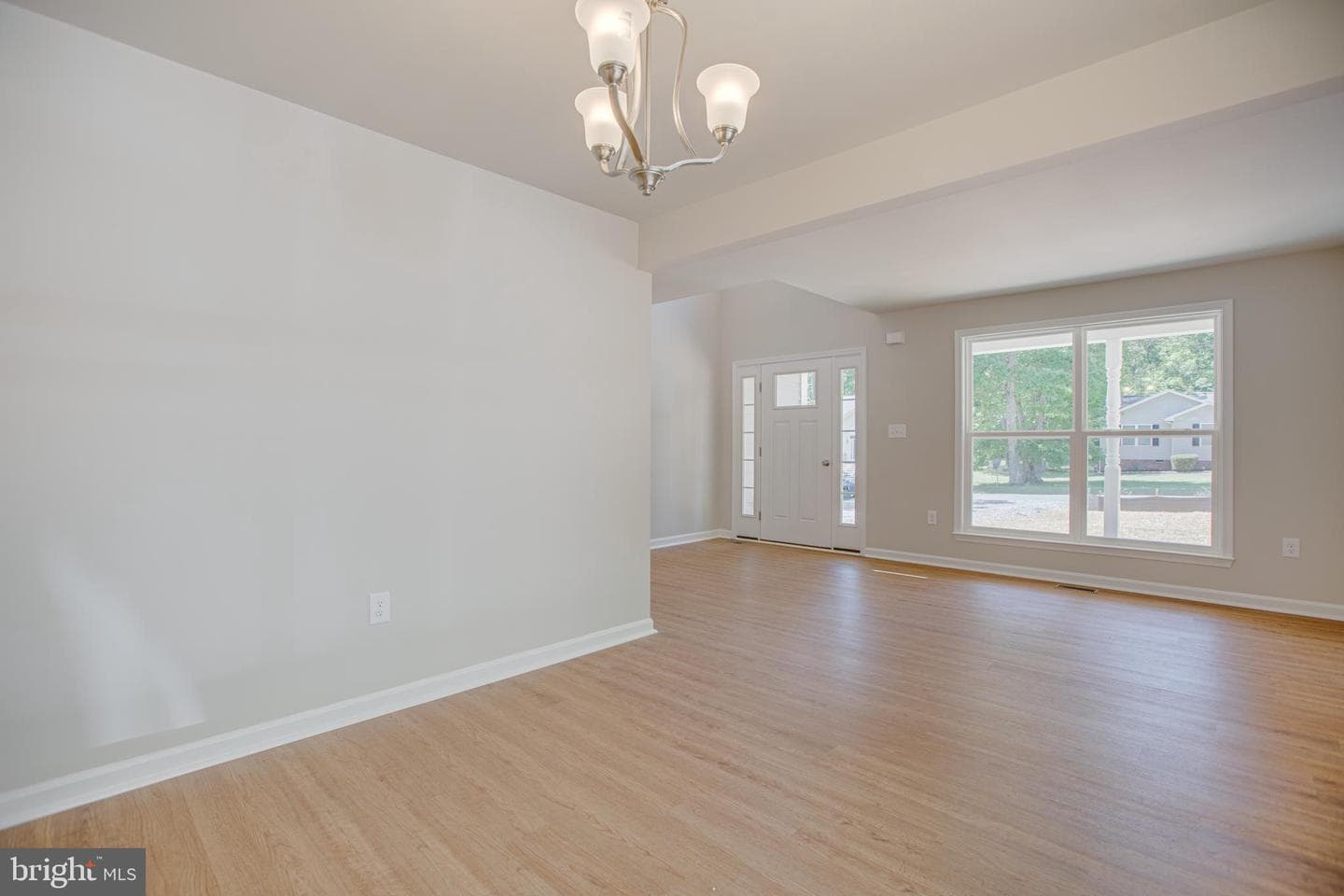 282 Circle Lane photo 12