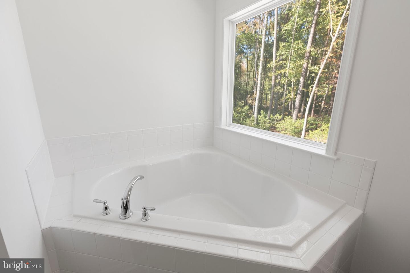 282 Circle Lane photo 34