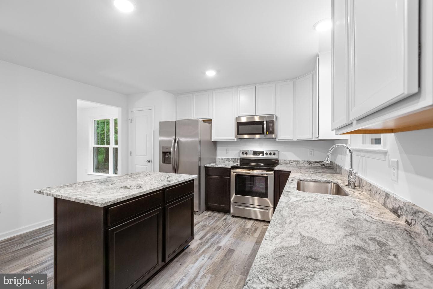 282 Circle Lane photo 39