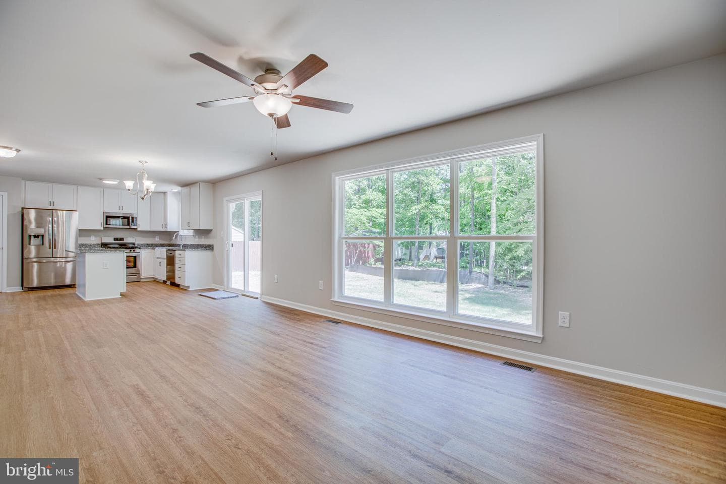 282 Circle Lane photo 8