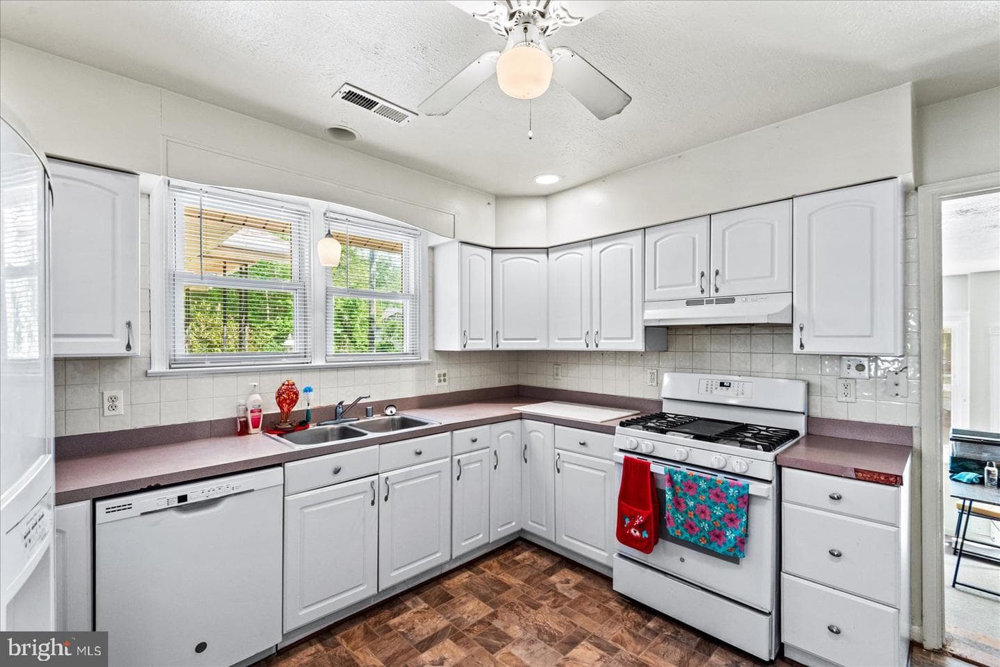 797 Forest Grove Road photo 13
