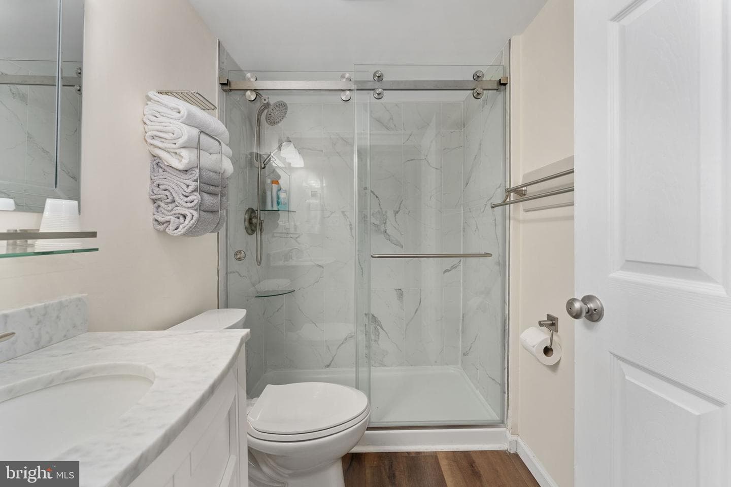 222 Shore Drive photo 17