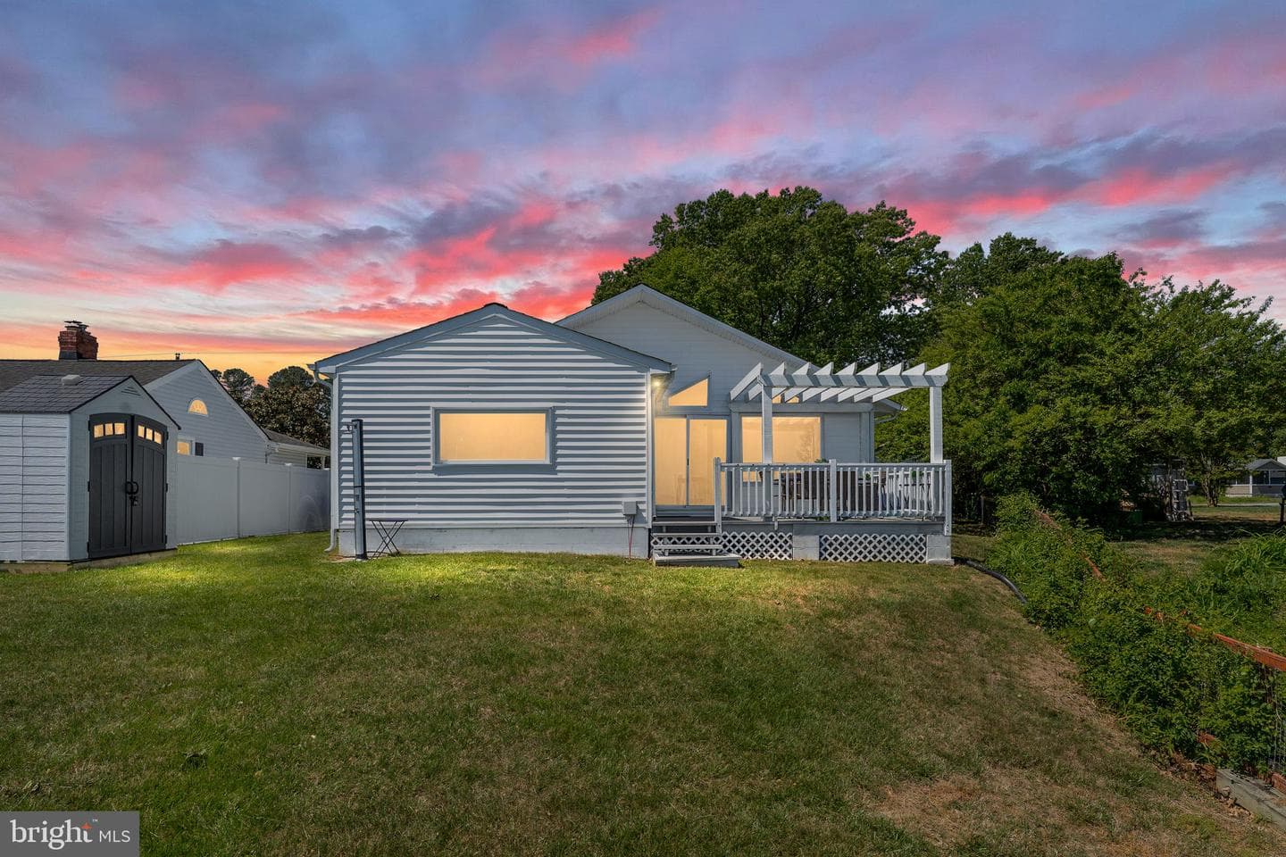 222 Shore Drive photo 23