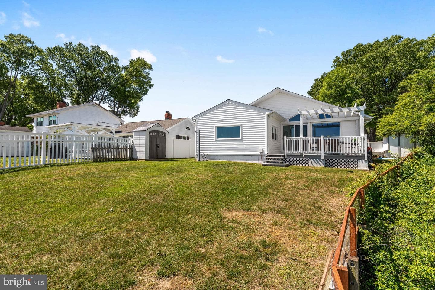 222 Shore Drive photo 29