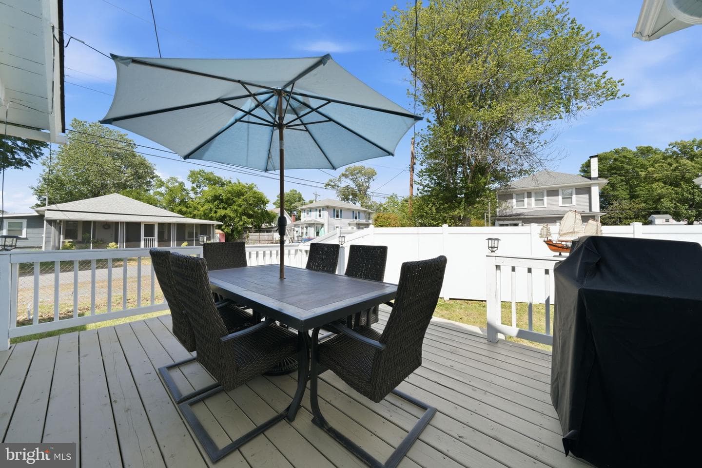 312 Vernon Street photo 11