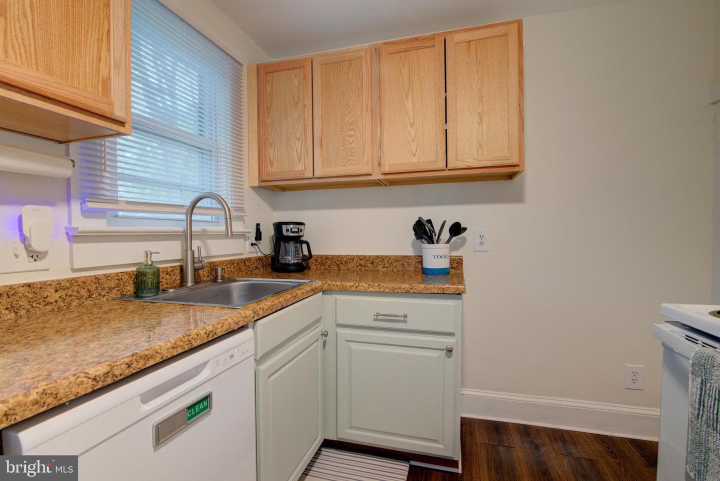 514 Franklin Street photo 17