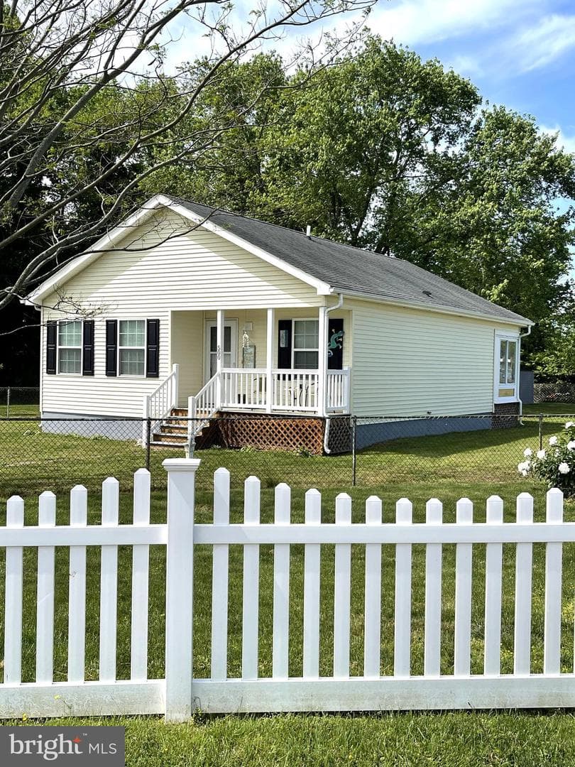 500 Lincoln Avenue photo 3