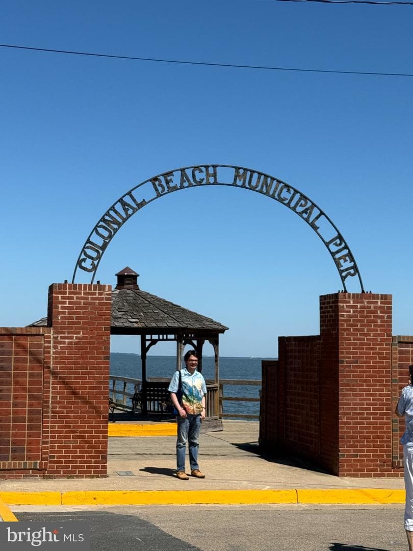 32 Placid Rd photo 3