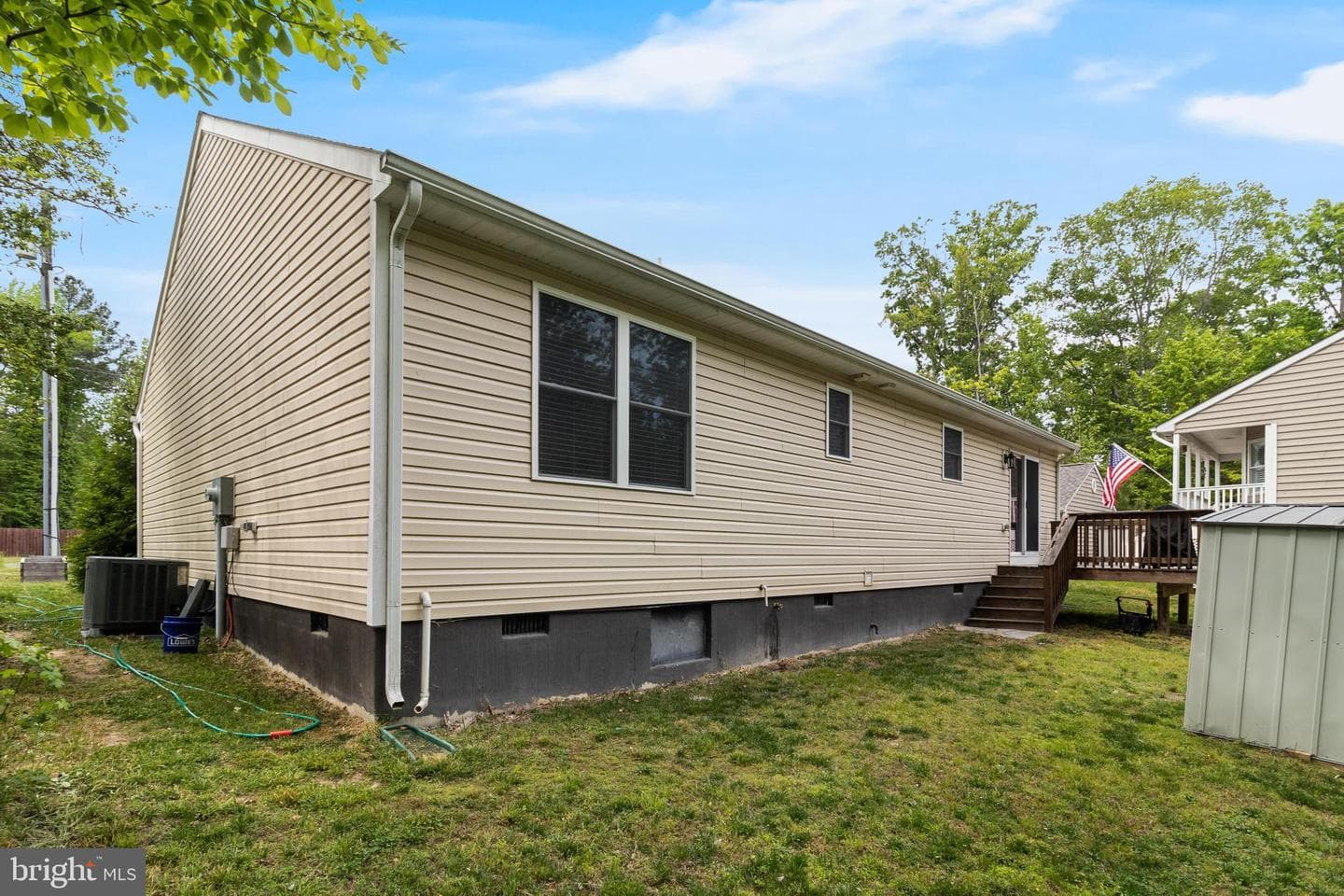 32 Placid Rd photo 6