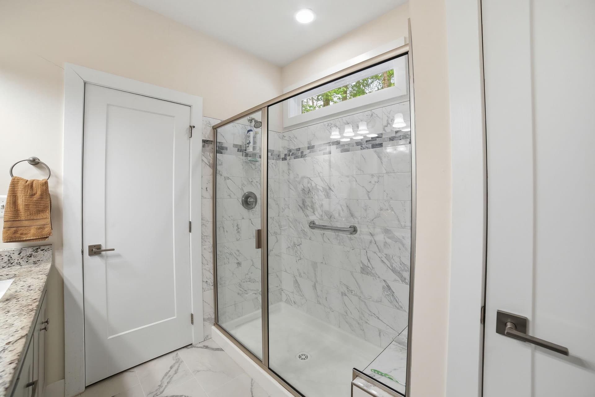 329 N Glebe Road photo 15
