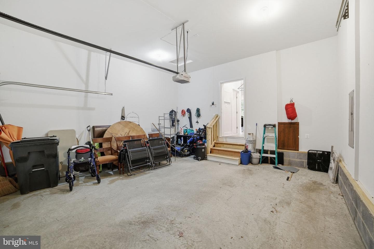 329 N Glebe Road photo 24