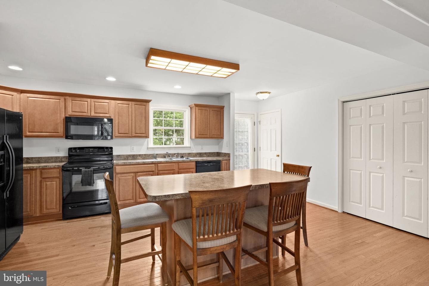 144 Bonnie Del Dr photo 11