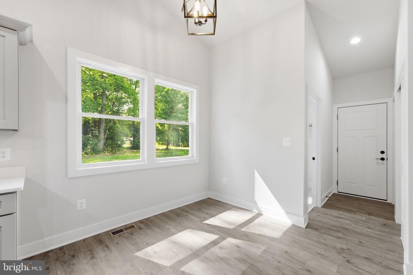 60 Sweetbriar Lane photo 17