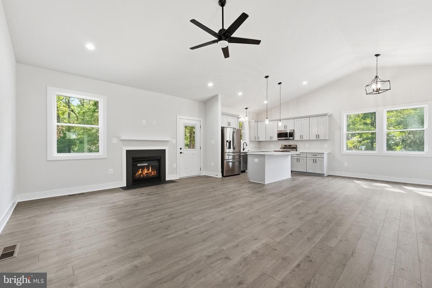 60 Sweetbriar Lane photo 7