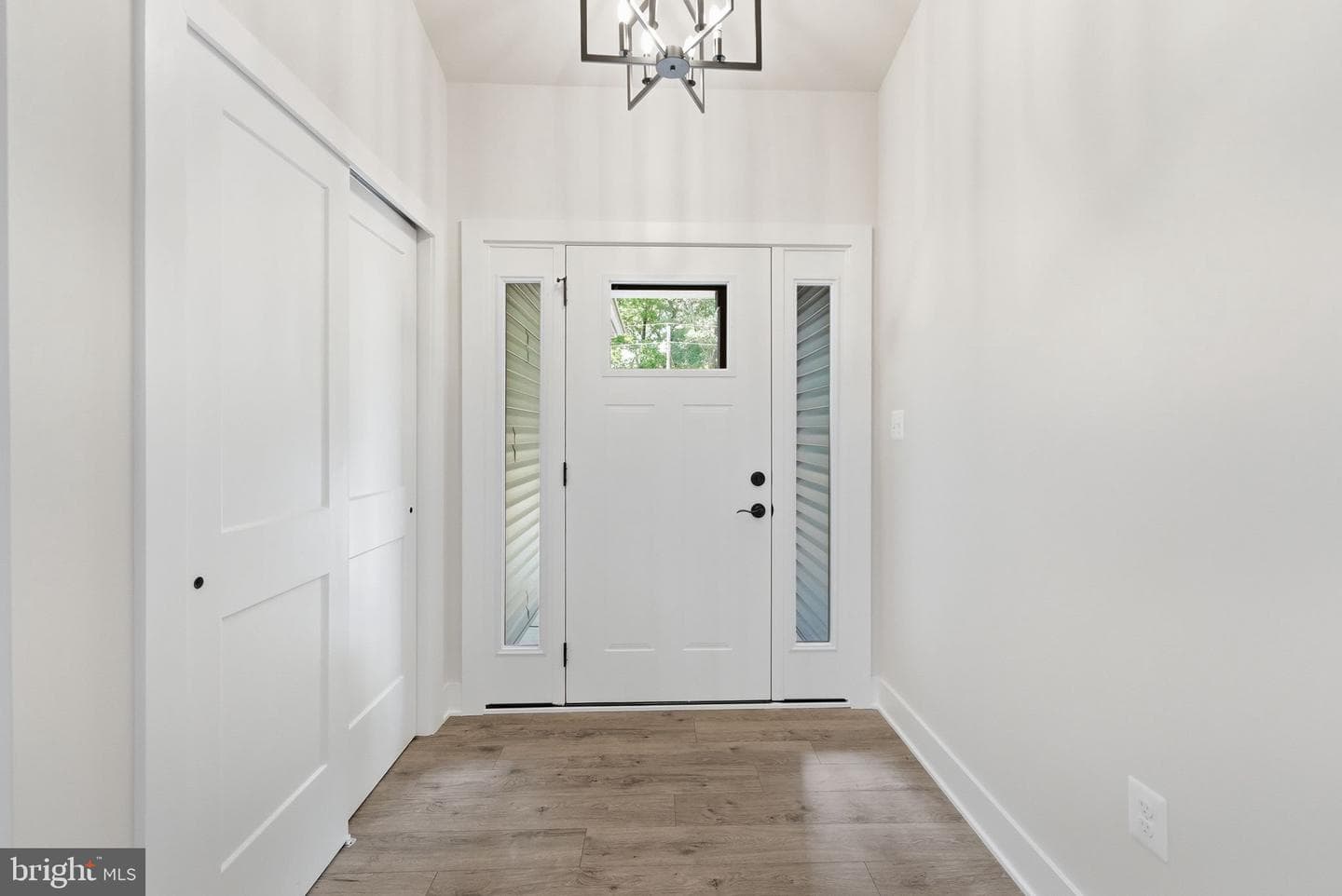 60 Sweetbriar Lane photo 8