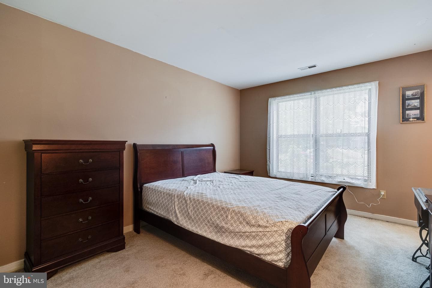 899 N Glebe Road photo 8