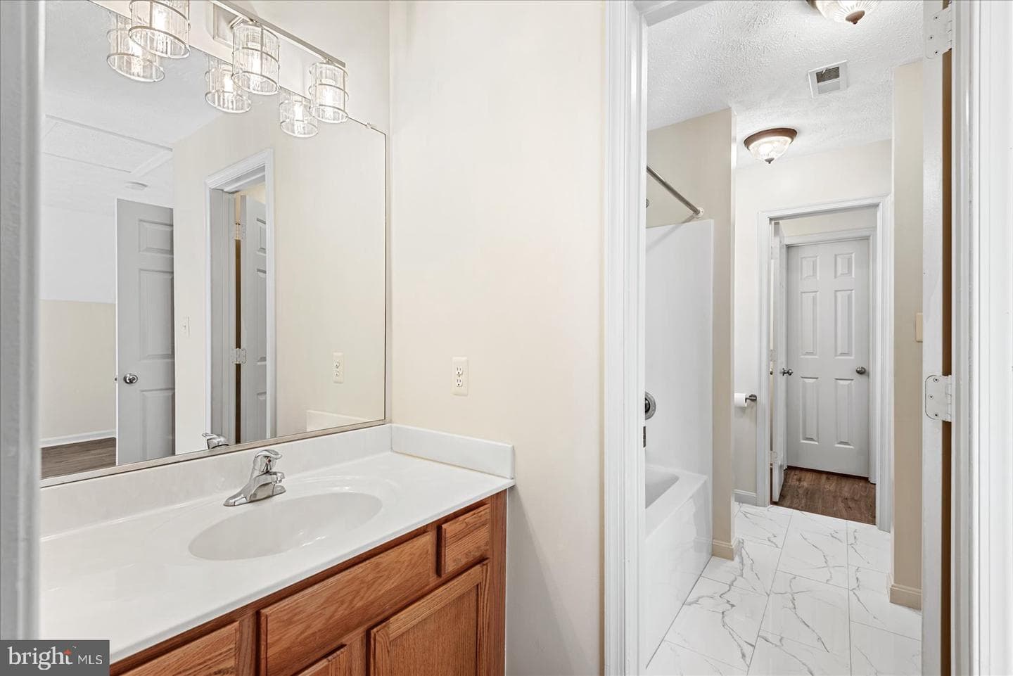 321 3rd Street photo 39