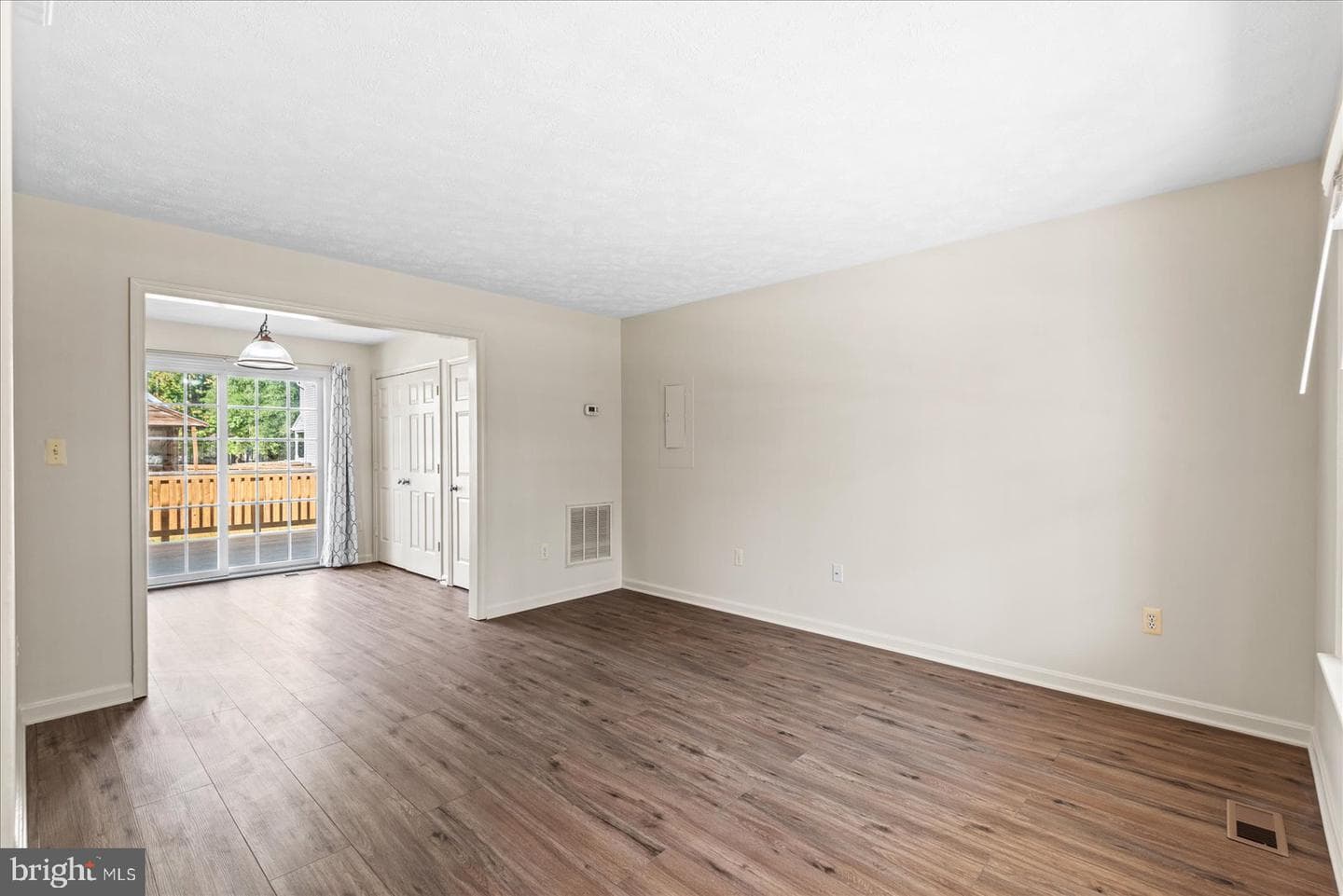 321 3rd Street photo 6