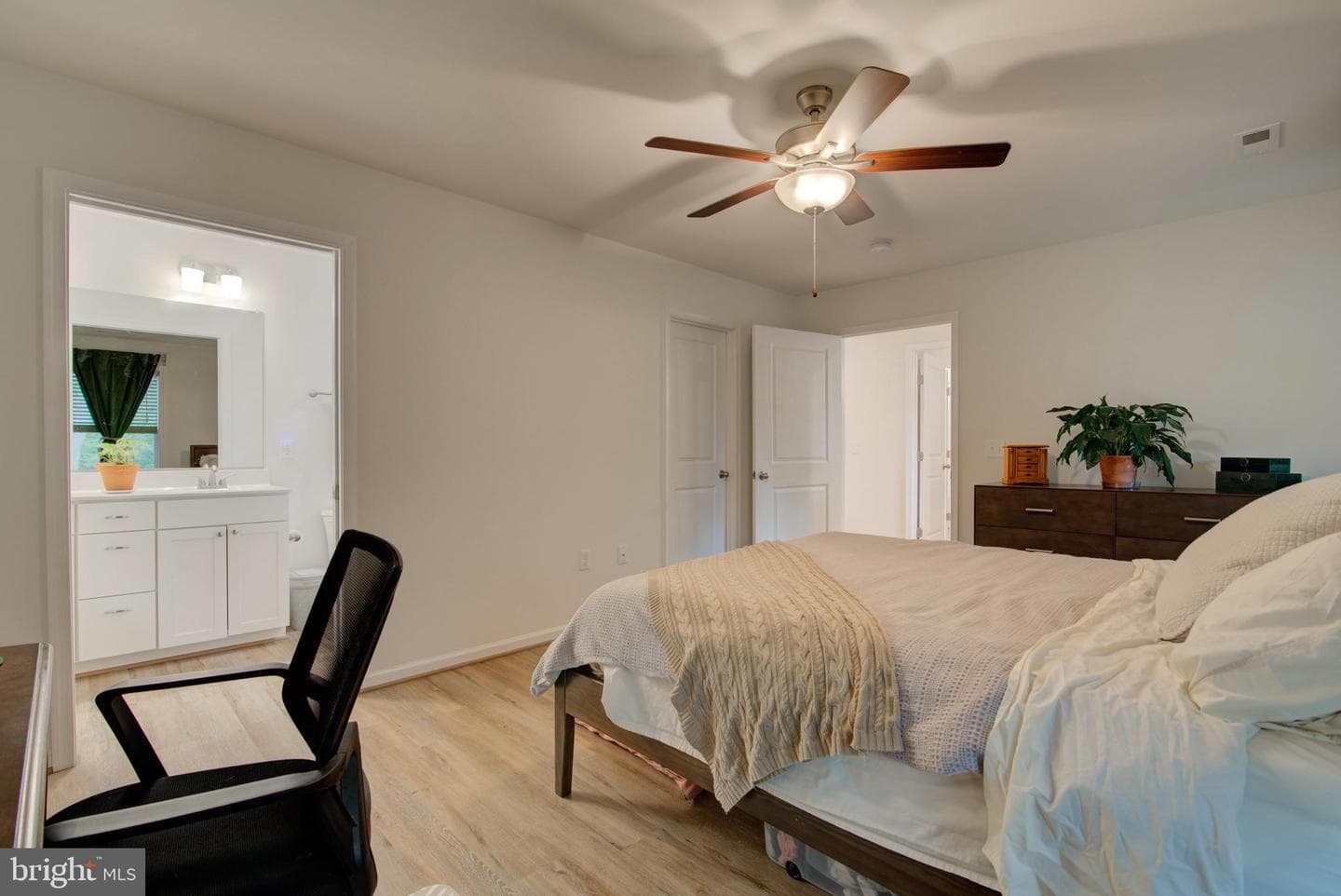 47 Magnolia Blvd (Former Cedar Lane) photo 30