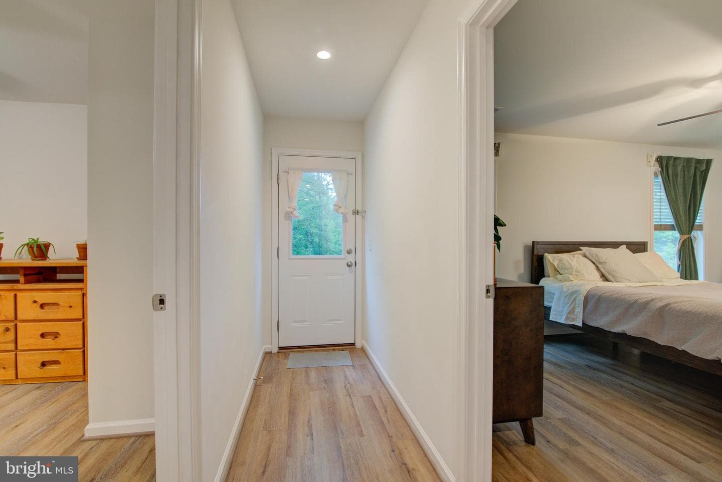 47 Magnolia Blvd (Former Cedar Lane) photo 31