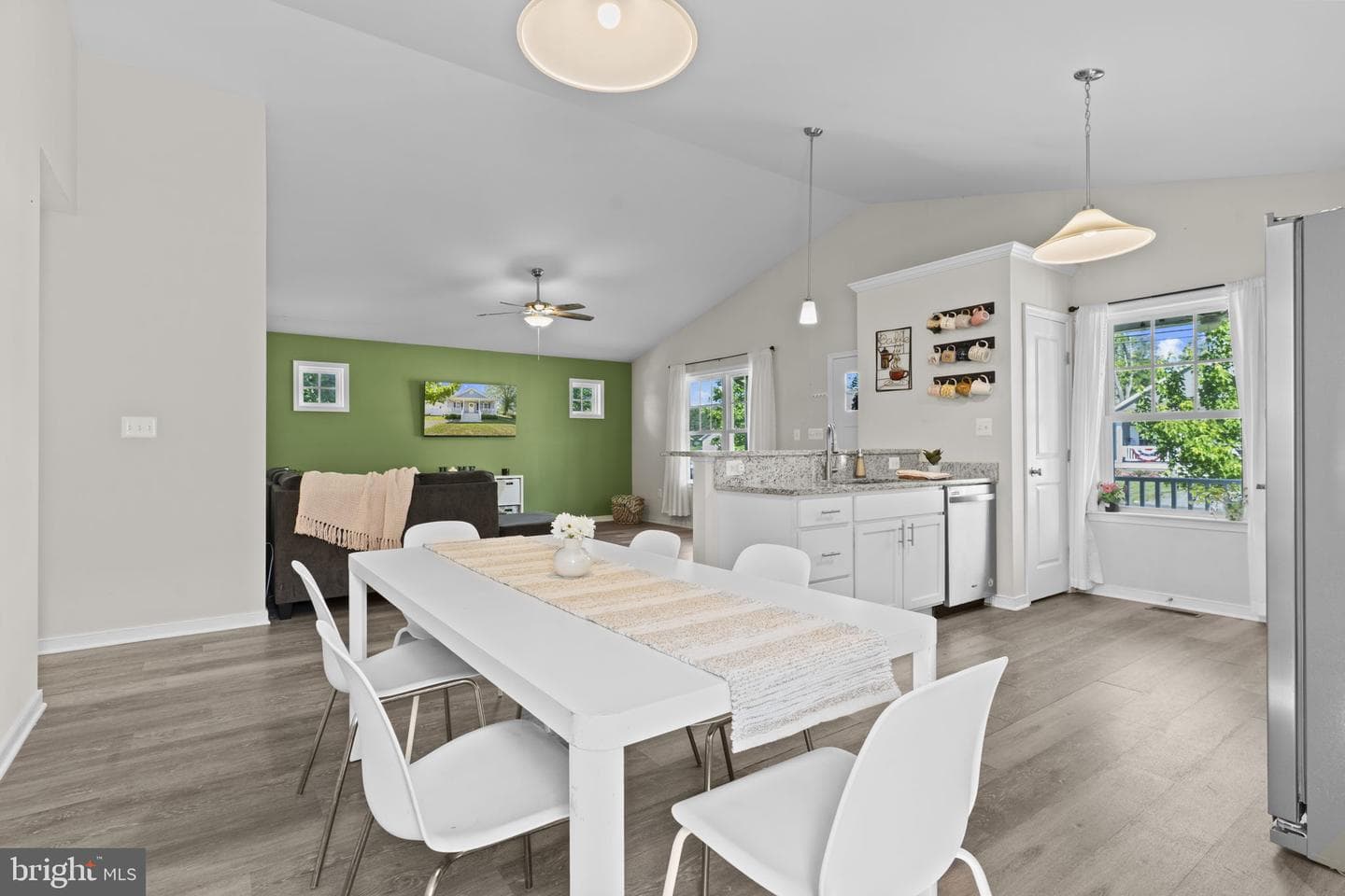 320 2nd Street photo 12