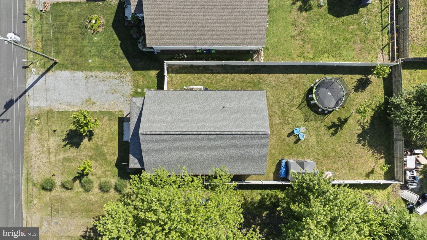 320 2nd Street photo 35