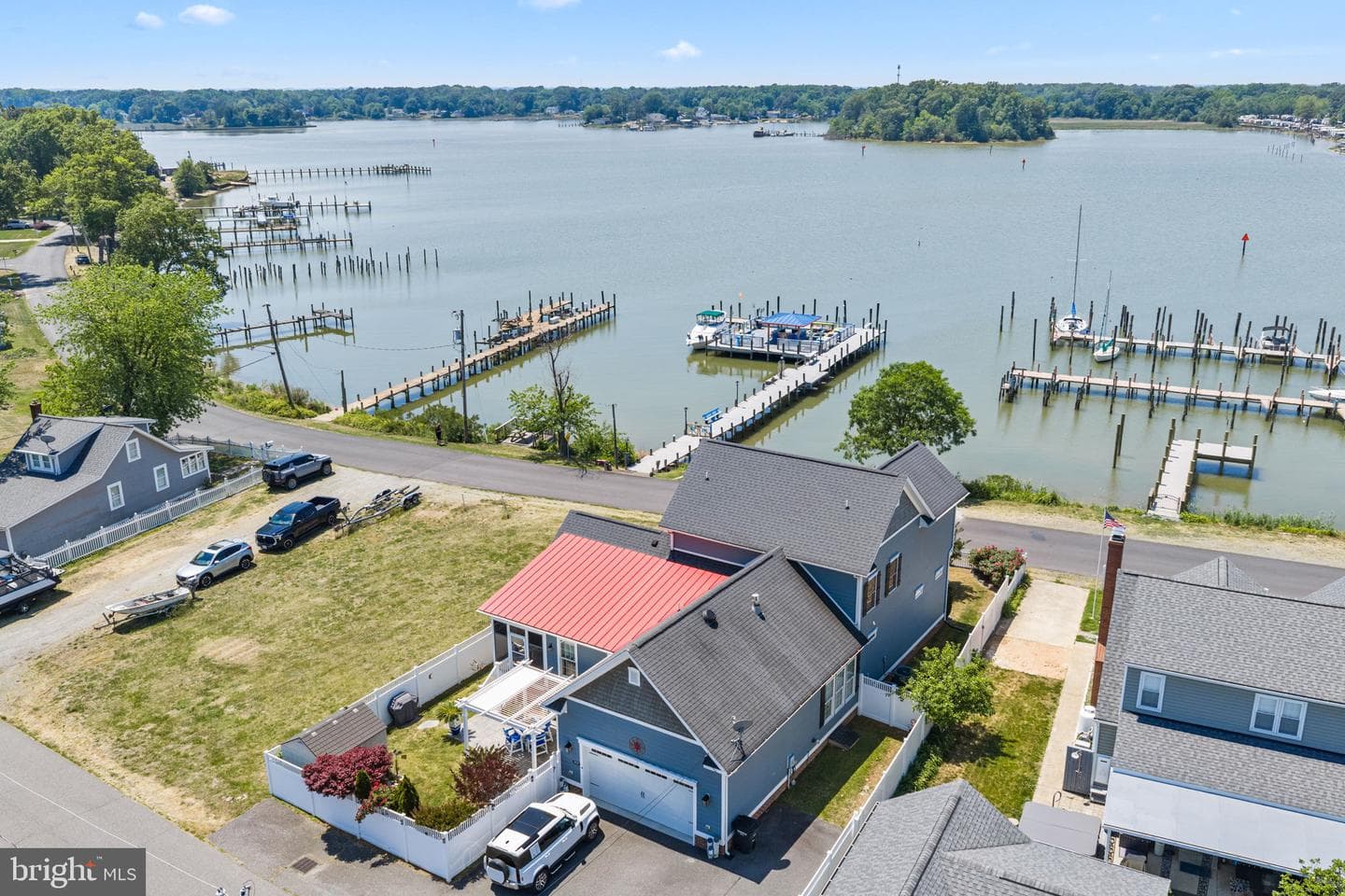 1010 Monroe Bay Avenue photo 3