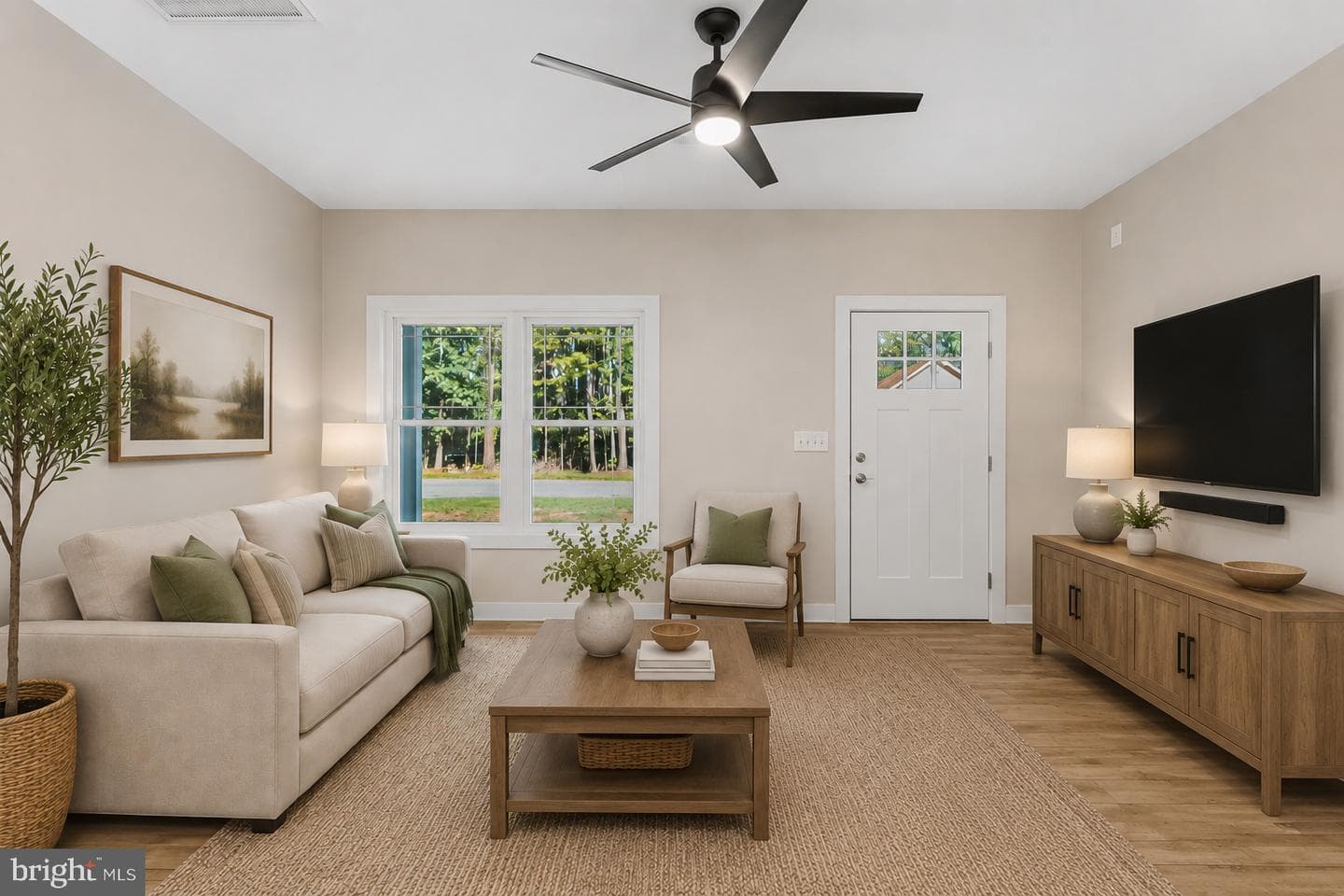 54 Bay Pointe Drive photo 4